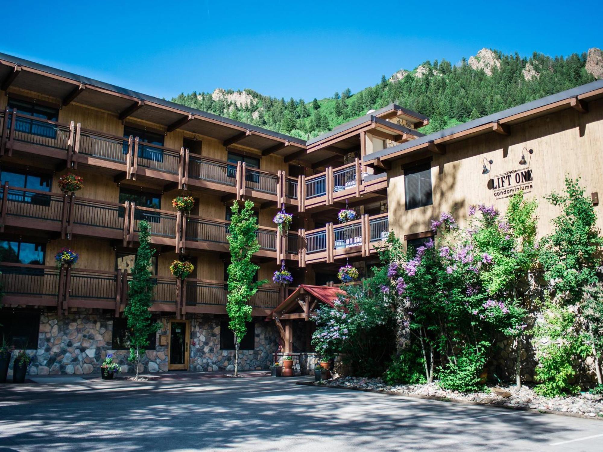 Lift One - Top-Floor One-Bedroom With A View Aspen Exterior foto